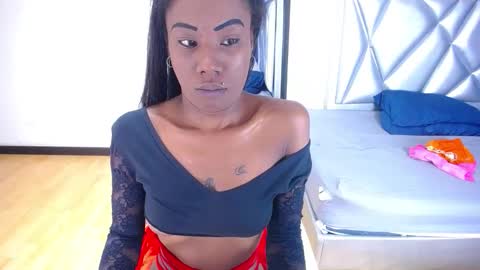 goldenn_ass1 online show from 5, 12, 2025