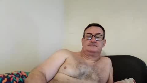 Snapshot of goldenone59 chatting on 21, 10, 2025 goldenone59 online show from 21, 10, 2025