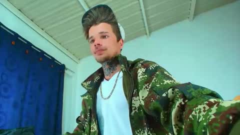 Snapshot of goldy_loyal99 chatting on 14, 9, 2025 Goldy Loyal93 online show from 14, 9, 2025