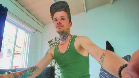 Snapshot of goldy_loyal99 chatting on 16, 9, 2025 Goldy Loyal93 online show from 16, 9, 2025