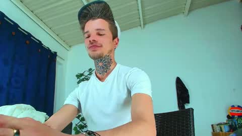 Snapshot of goldy_loyal99 chatting on 18, 9, 2025 Goldy Loyal93 online show from 18, 9, 2025