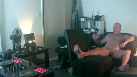 Snapshot of goldyguy011 chatting on 12, 4, 2026 goldyguy011 online show from 12, 4, 2026