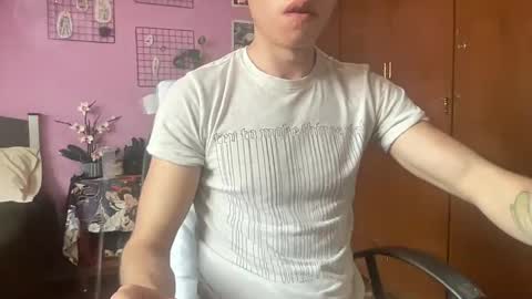 Snapshot of goodbatorboy chatting on 1, 1, 2025 goodbatorboy online show from 1, 1, 2025