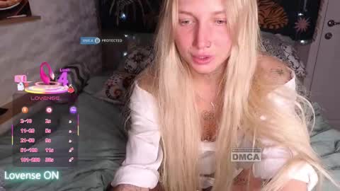 Snapshot of goodgirl0024 chatting on 28, 3, 2026 goodgirl0024 online show from 28, 3, 2026