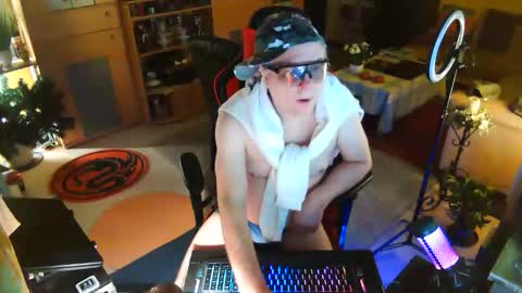 Snapshot of google5001 chatting on 1, 4, 2026 google5001 online show from 1, 4, 2026