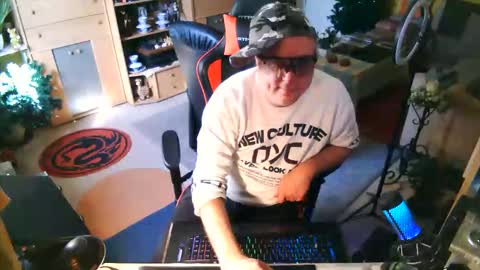 Snapshot of google5001 chatting on 25, 4, 2026 google5001 online show from 25, 4, 2026