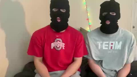 dudeshavingfun online show from 28, 3, 2026