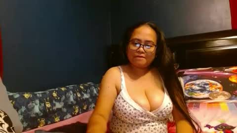 gorgeouslyn09 online show from 15, 10, 2025