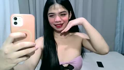 gorgeouspinay_gwen online show from 21, 3, 2026