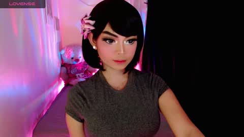 Snapshot of gorgeoustransgirl chatting on 15, 12, 2024 Emmy online show from 15, 12, 2024