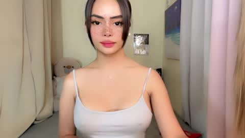 Snapshot of gorgeoustransgirl chatting on 10, 2, 2026 Emmy online show from 10, 2, 2026