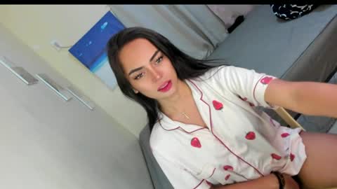 Snapshot of gorgeoustransgirl chatting on 6, 4, 2026 Emmy online show from 6, 4, 2026