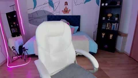 Snapshot of goth_alice chatting on 18, 12, 2025 Alice online show from 18, 12, 2025