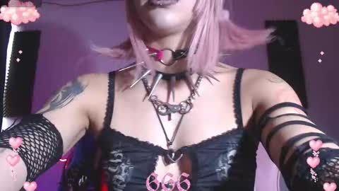        online show from 30, 9, 2025