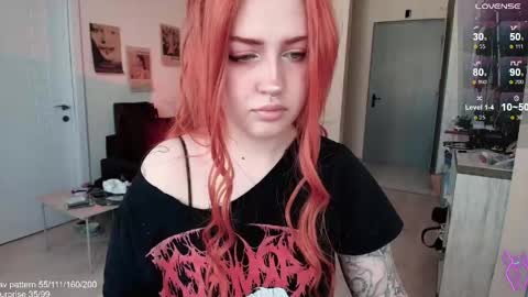 Snapshot of gothkittys chatting on 16, 4, 2026 traumfrau Kira angel face devil eyes I SELL A LOT VIDEO IN GALLERY online show from 16, 4, 2026