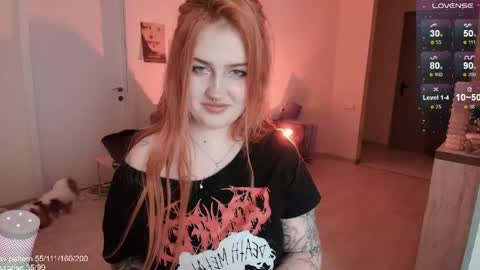 Snapshot of gothkittys chatting on 17, 4, 2026 traumfrau Kira angel face devil eyes I SELL A LOT VIDEO IN GALLERY online show from 17, 4, 2026