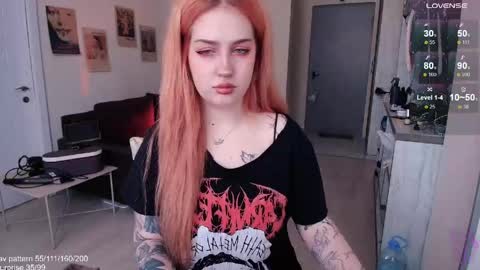 Snapshot of gothkittys chatting on 1, 6, 2026 traumfrau Kira angel face devil eyes I SELL A LOT VIDEO IN GALLERY online show from 1, 6, 2026