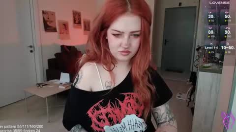 Snapshot of gothkittys chatting on 17, 6, 2026 traumfrau Kira angel face devil eyes I SELL A LOT VIDEO IN GALLERY online show from 17, 6, 2026