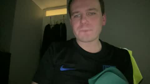 Snapshot of gotitgoin_ chatting on 5, 2, 2026 GotItGoin online show from 5, 2, 2026