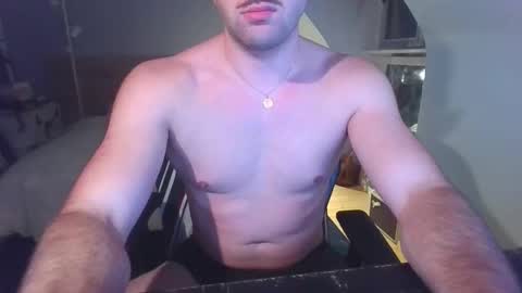 Snapshot of goura2000 chatting on 26, 2, 2026 goura2000 online show from 26, 2, 2026