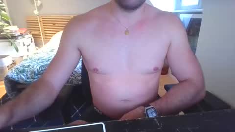 Snapshot of goura2000 chatting on 1, 3, 2026 goura2000 online show from 1, 3, 2026