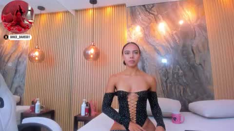 Snapshot of grace_daviss chatting on 24, 9, 2025 GRACE online show from 24, 9, 2025