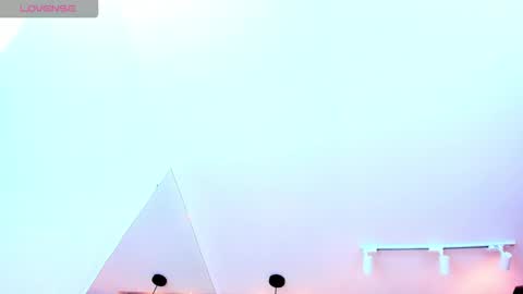 Snapshot of grace_daviss chatting on 2, 10, 2025 GRACE online show from 2, 10, 2025