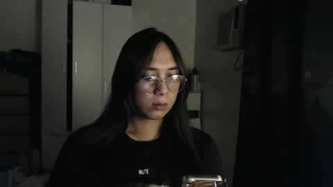 Snapshot of grace_for_youuu chatting on 14, 1, 2025 HoneyGrace online show from 14, 1, 2025