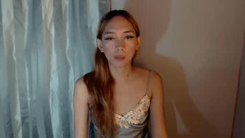 Snapshot of grace_for_youuu chatting on 9, 10, 2025 HoneyGrace online show from 9, 10, 2025