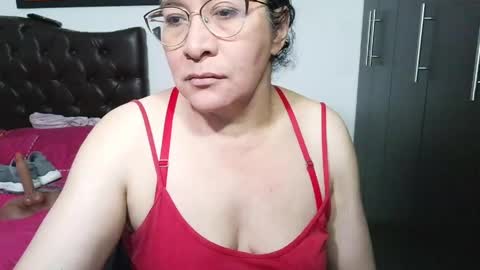 Snapshot of grace_mature_milf chatting on 29, 5, 2026 grace_mature_milf online show from 29, 5, 2026