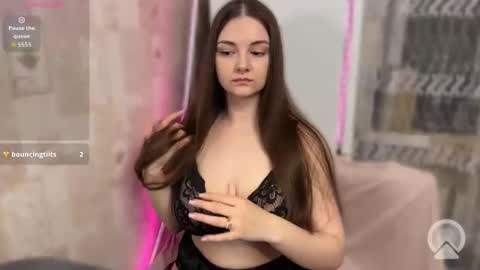 Snapshot of gracebrownnn chatting on 6, 5, 2026 Grace Brown online show from 6, 5, 2026
