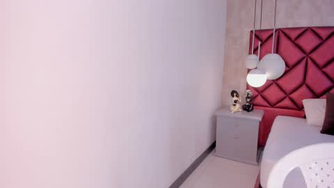 Grace Cartier online show from 8, 1, 2025