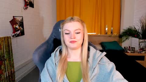 Snapshot of graceglamour chatting on 28, 12, 2024 Grace Glamour online show from 28, 12, 2024