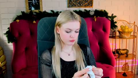 Snapshot of graceglamour chatting on 30, 12, 2024 Grace Glamour online show from 30, 12, 2024