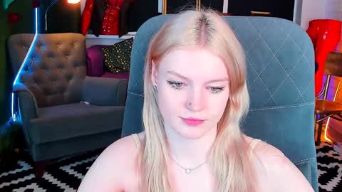 Snapshot of graceglamour chatting on 5, 2, 2025 Grace Glamour online show from 5, 2, 2025