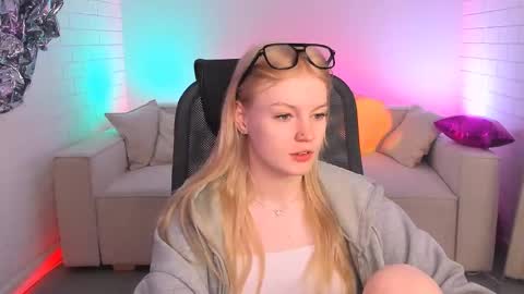 Snapshot of graceglamour chatting on 10, 2, 2025 Grace Glamour online show from 10, 2, 2025
