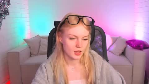Snapshot of graceglamour chatting on 10, 2, 2025 Grace Glamour online show from 10, 2, 2025