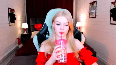 Snapshot of graceglamour chatting on 12, 2, 2025 Grace Glamour online show from 12, 2, 2025