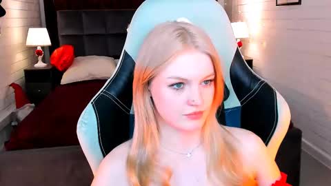 Snapshot of graceglamour chatting on 12, 2, 2025 Grace Glamour online show from 12, 2, 2025