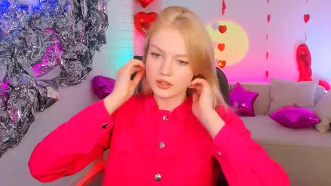 Snapshot of graceglamour chatting on 22, 2, 2025 Grace Glamour online show from 22, 2, 2025