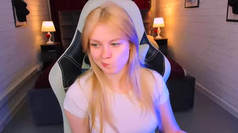 Snapshot of graceglamour chatting on 25, 2, 2025 Grace Glamour online show from 25, 2, 2025
