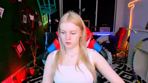 Snapshot of graceglamour chatting on 26, 2, 2025 Grace Glamour online show from 26, 2, 2025