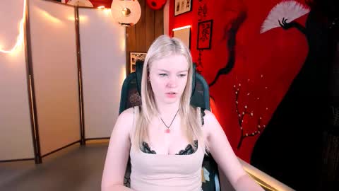 Snapshot of graceglamour chatting on 14, 10, 2025 Grace Glamour online show from 14, 10, 2025