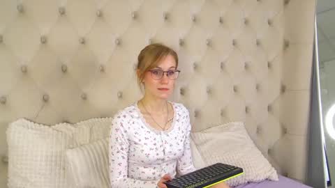 Snapshot of gracehudsons chatting on 23, 4, 2026 Grace online show from 23, 4, 2026