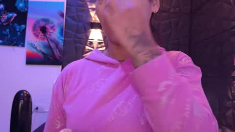 Gracey Milf online show from 28, 10, 2025