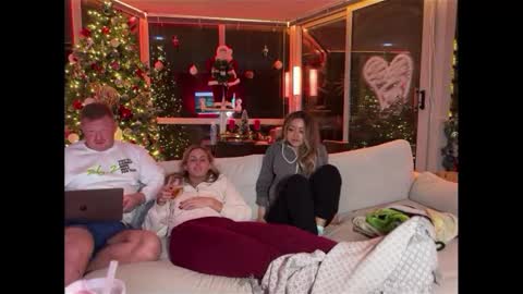 Gracie Mae online show from 18, 12, 2024