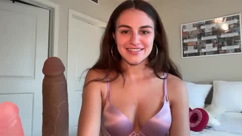 Gracie Smith online show from 19, 9, 2025