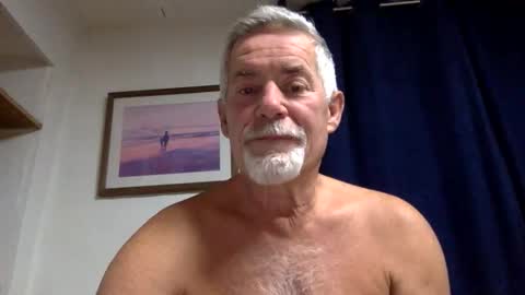 Snapshot of grahamspark1 chatting on 15, 4, 2026 Graham online show from 15, 4, 2026