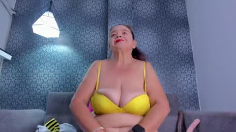 Mi Name is violeta  online show from 16, 3, 2026