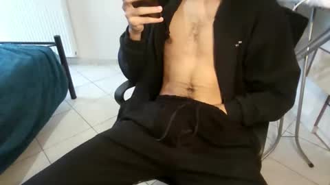 Snapshot of grcammer chatting on 5, 12, 2025 GrCammer online show from 5, 12, 2025